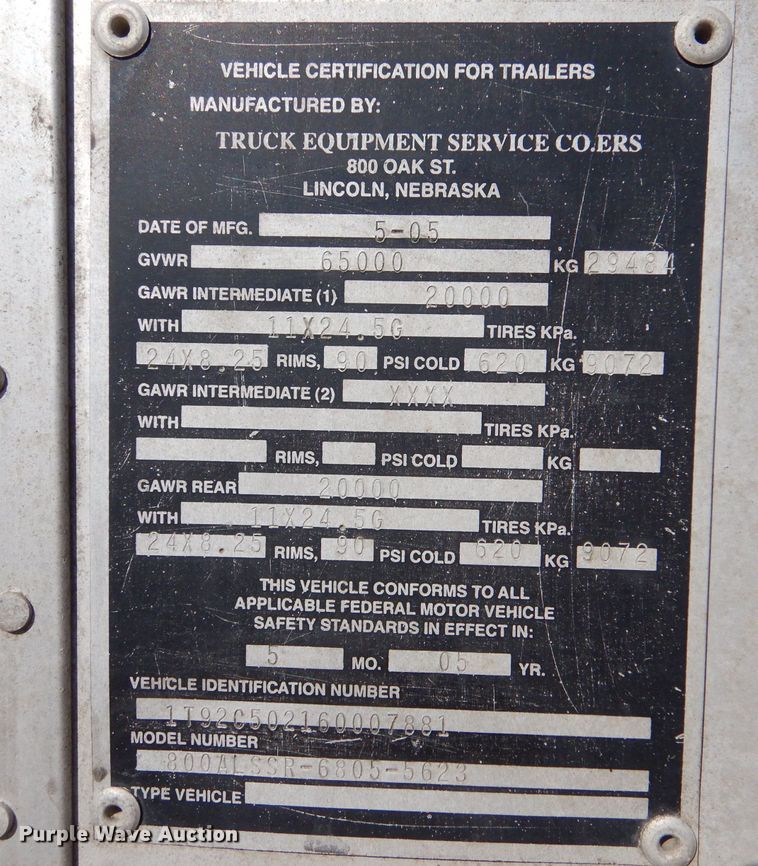 image for item LB9973 2006 Cornhusker 800 ALSSR-6805-5623  grain trailer