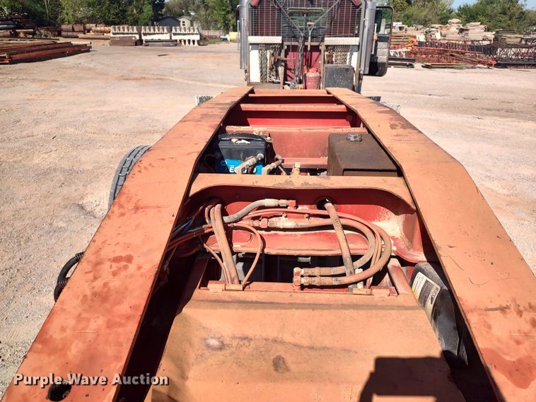 image for item LK9225 1999 Trail King  lowboy equipment trailer