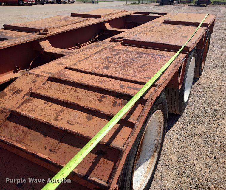 image for item LK9225 1999 Trail King  lowboy equipment trailer