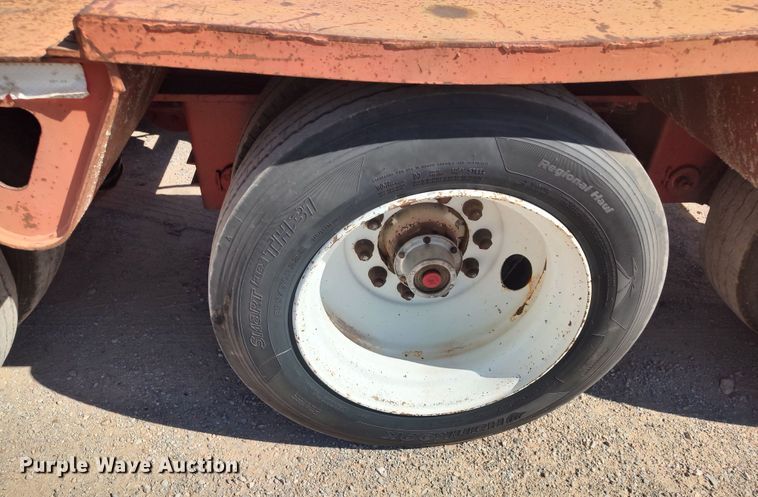 image for item LK9225 1999 Trail King  lowboy equipment trailer