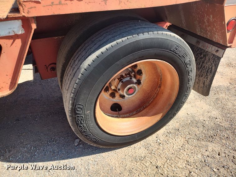 image for item LK9225 1999 Trail King  lowboy equipment trailer