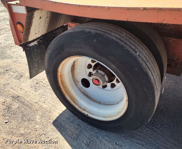 image for item LK9225 1999 Trail King  lowboy equipment trailer