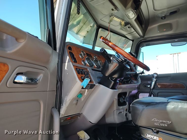 image for item LK9234 2006 Peterbilt 379  semi truck