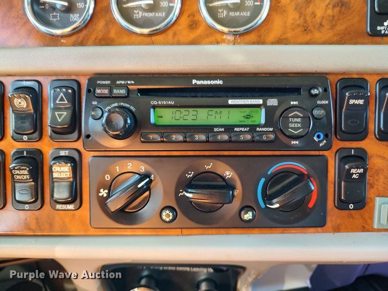 image for item LK9234 2006 Peterbilt 379  semi truck