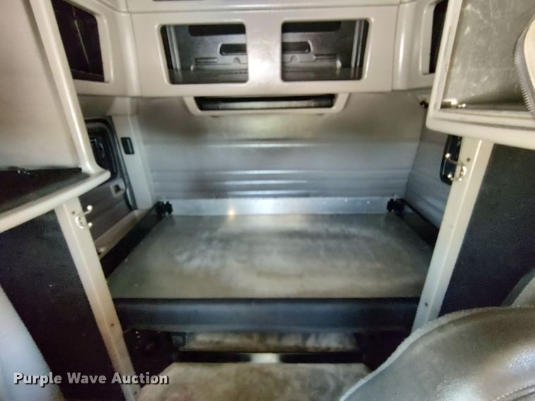 image for item LK9234 2006 Peterbilt 379  semi truck