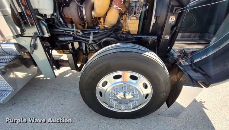 image for item LK9234 2006 Peterbilt 379  semi truck