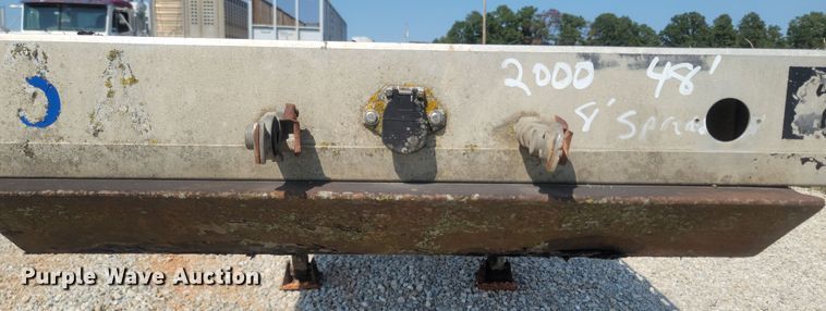 image for item LM9762 2000 Reitnouer  flatbed trailer