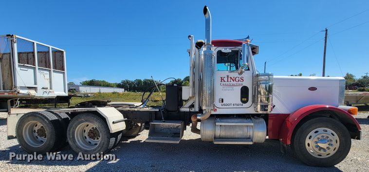 image for item LM9764 1998 Peterbilt 379  semi truck