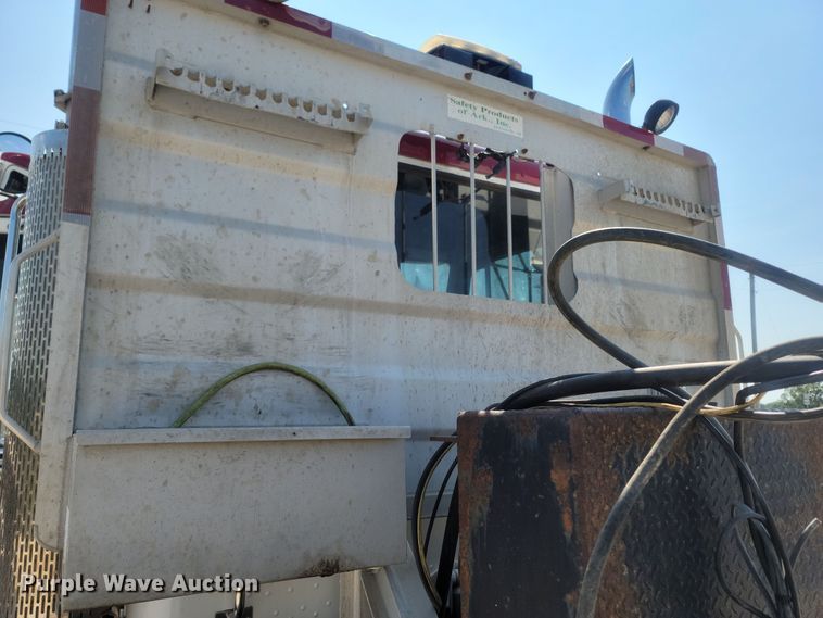 image for item LM9764 1998 Peterbilt 379  semi truck