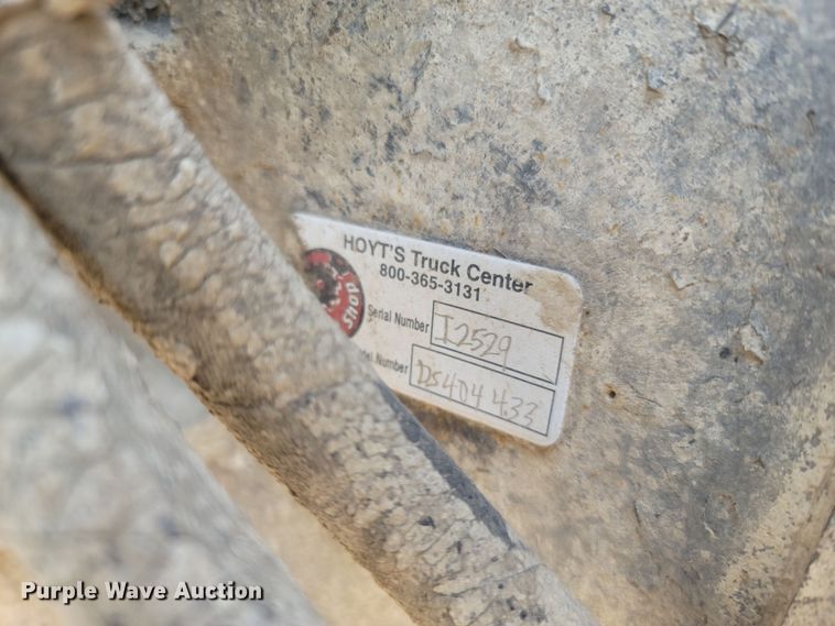 image for item LM9764 1998 Peterbilt 379  semi truck