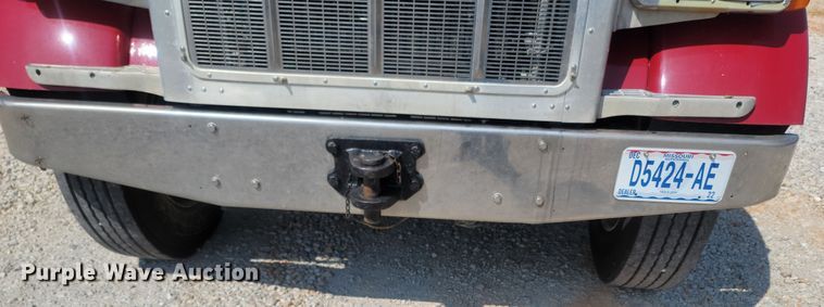 image for item LM9764 1998 Peterbilt 379  semi truck