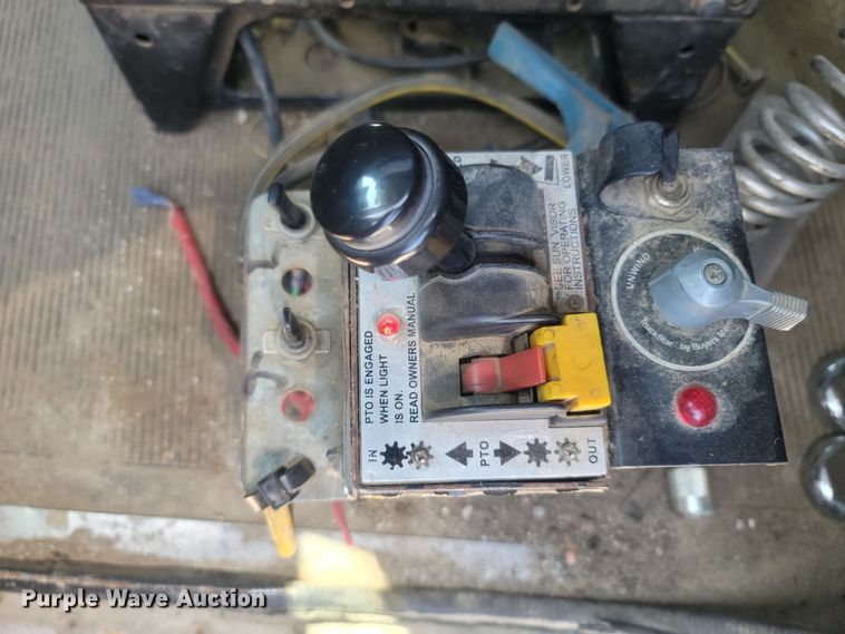 image for item LM9764 1998 Peterbilt 379  semi truck