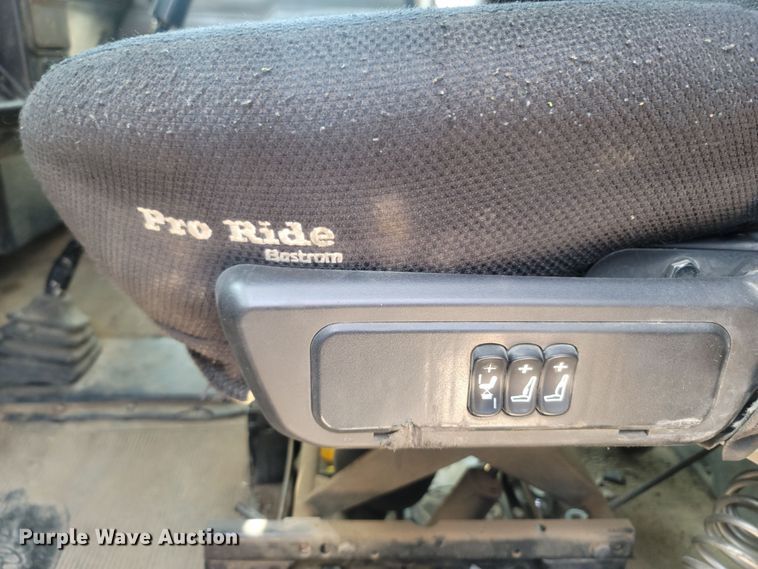 image for item LM9764 1998 Peterbilt 379  semi truck