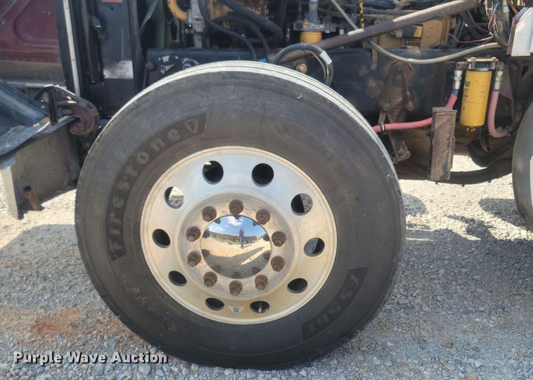 image for item LM9764 1998 Peterbilt 379  semi truck