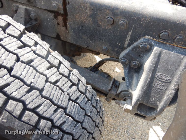 image for item MH9145 2007 Peterbilt 386  semi truck