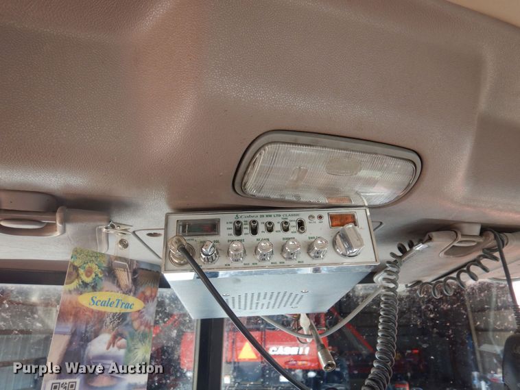 image for item MH9145 2007 Peterbilt 386  semi truck