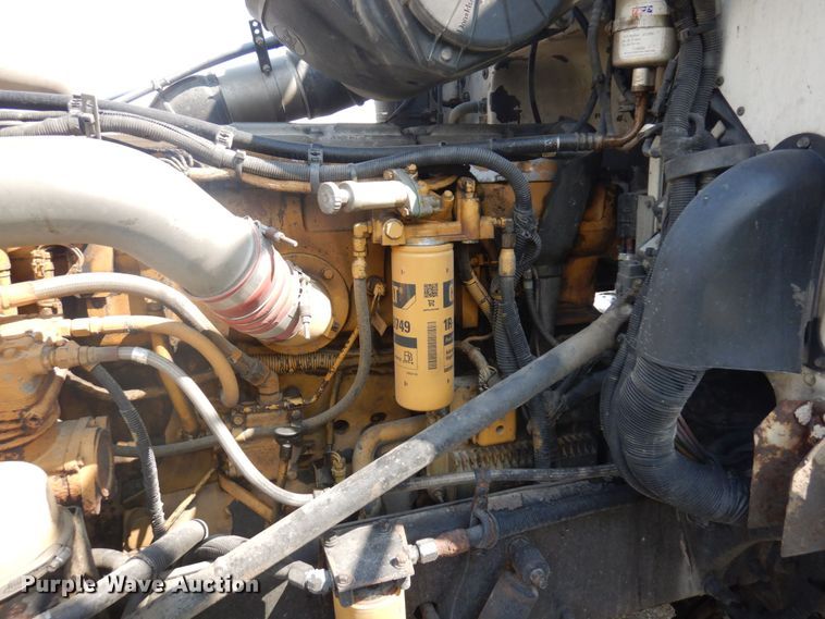 image for item MH9145 2007 Peterbilt 386  semi truck