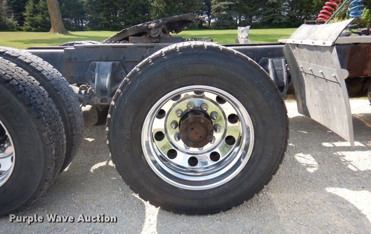 image for item MH9145 2007 Peterbilt 386  semi truck