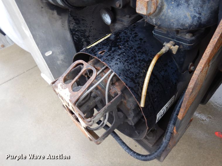 image for item MH9154 2017 Peterbilt 567  vacuum truck