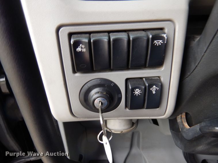 image for item MH9154 2017 Peterbilt 567  vacuum truck