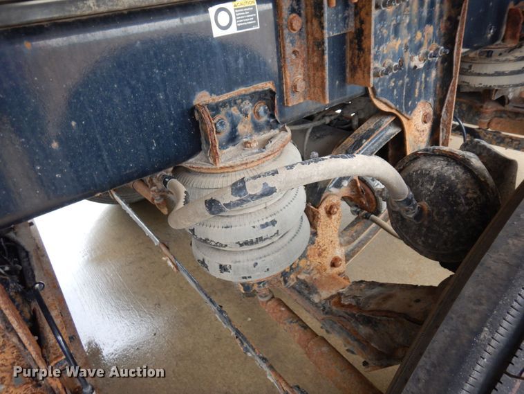 image for item MH9154 2017 Peterbilt 567  vacuum truck