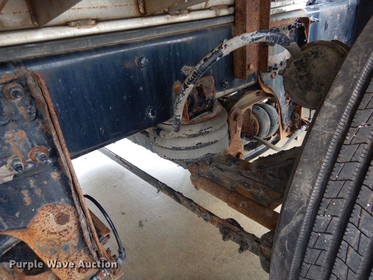 image for item MH9154 2017 Peterbilt 567  vacuum truck