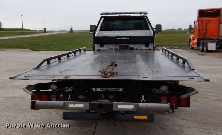 image for item MH9155 2019 International CV515  rollback truck