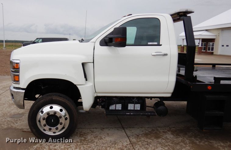 image for item MH9155 2019 International CV515  rollback truck