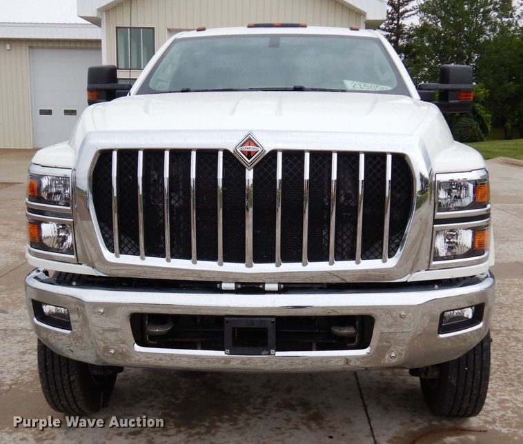 image for item MH9155 2019 International CV515  rollback truck