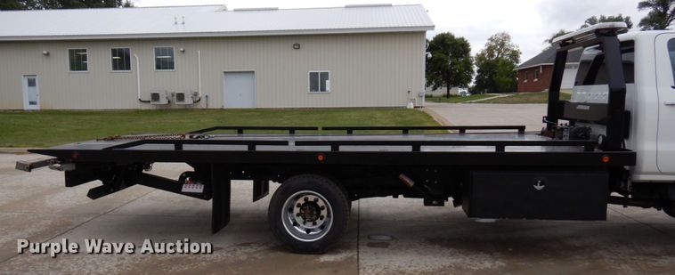 image for item MH9155 2019 International CV515  rollback truck