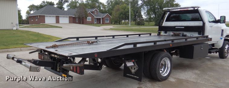 image for item MH9155 2019 International CV515  rollback truck