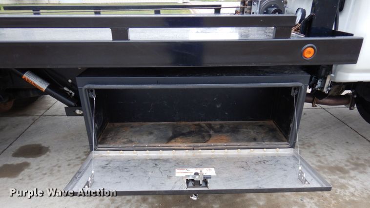 image for item MH9155 2019 International CV515  rollback truck