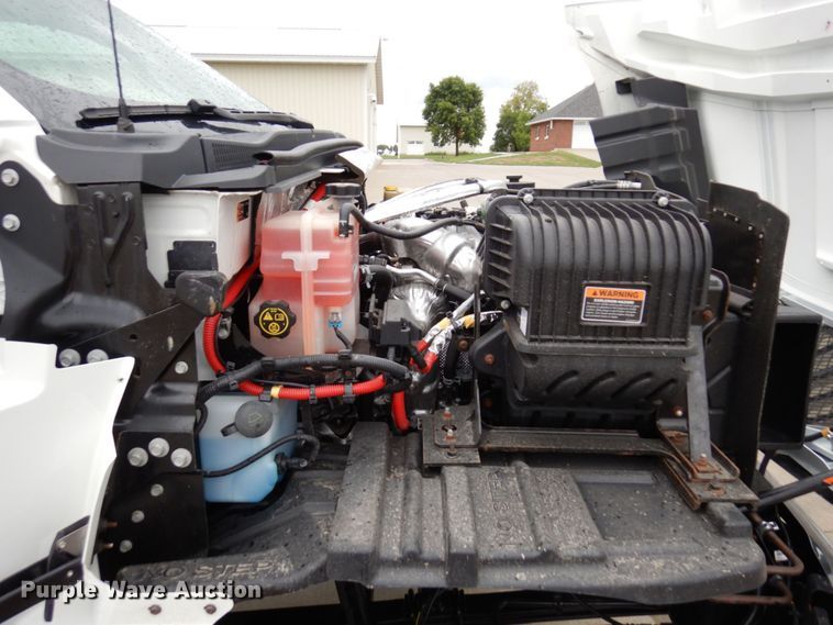 image for item MH9155 2019 International CV515  rollback truck