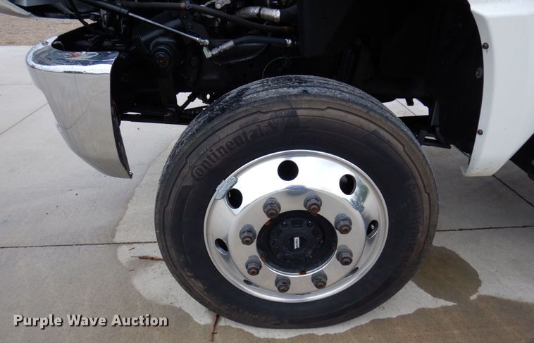 image for item MH9155 2019 International CV515  rollback truck