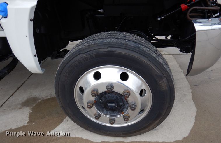 image for item MH9155 2019 International CV515  rollback truck