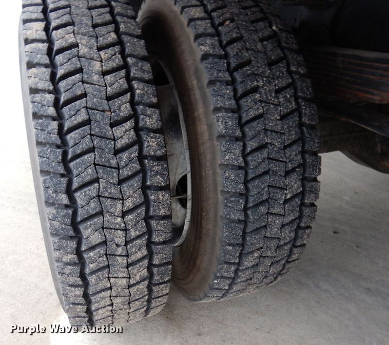 image for item MH9155 2019 International CV515  rollback truck