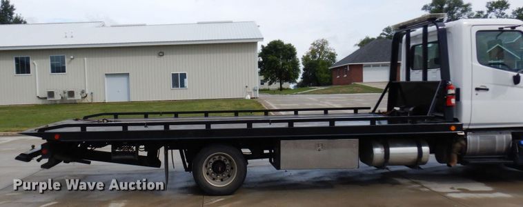 image for item MH9157 2012 Hino 268A  rollback truck