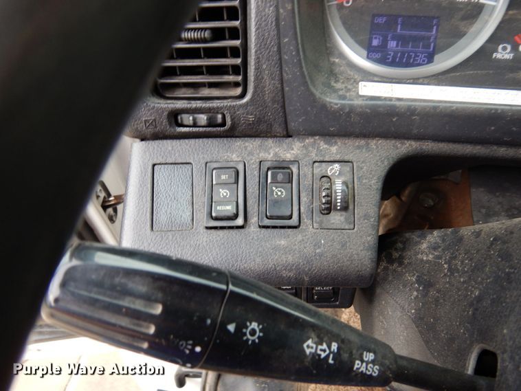 image for item MH9157 2012 Hino 268A  rollback truck