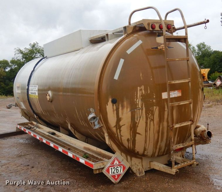 image for item MH9159 2009 Beall BABT-49-1-SB  tank bed