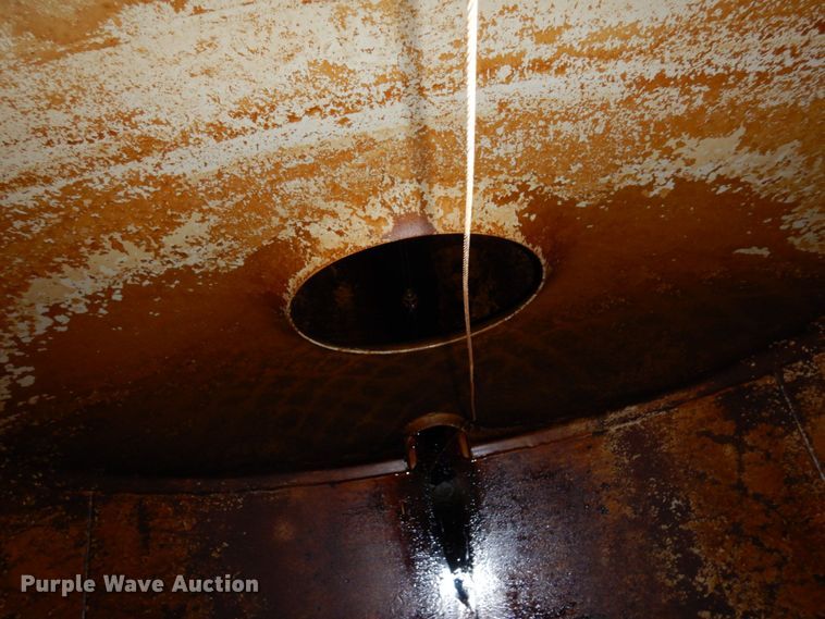 image for item MH9159 2009 Beall BABT-49-1-SB  tank bed