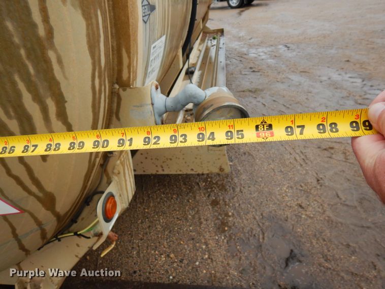 image for item MH9159 2009 Beall BABT-49-1-SB  tank bed