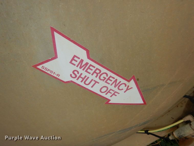 image for item MH9159 2009 Beall BABT-49-1-SB  tank bed