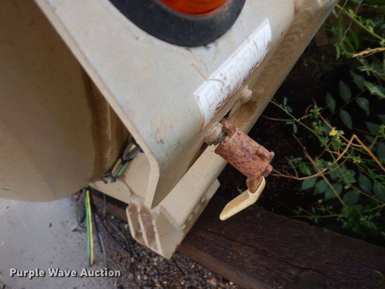 image for item MH9159 2009 Beall BABT-49-1-SB  tank bed