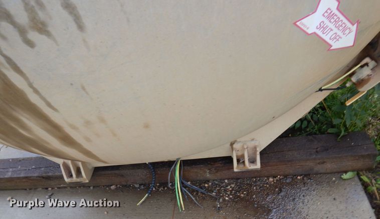 image for item MH9159 2009 Beall BABT-49-1-SB  tank bed