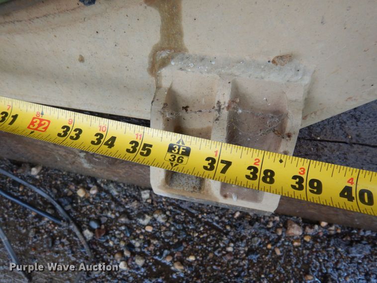 image for item MH9159 2009 Beall BABT-49-1-SB  tank bed