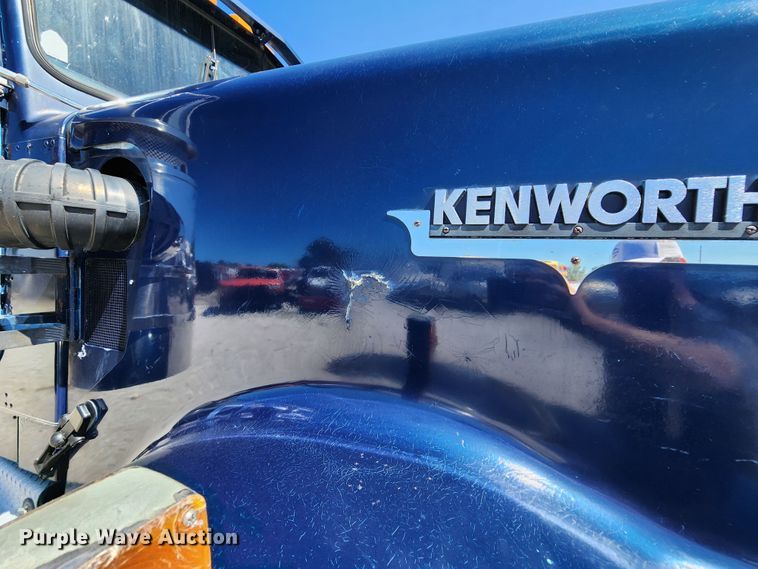 image for item MK9300 1984 Kenworth W900  semi truck