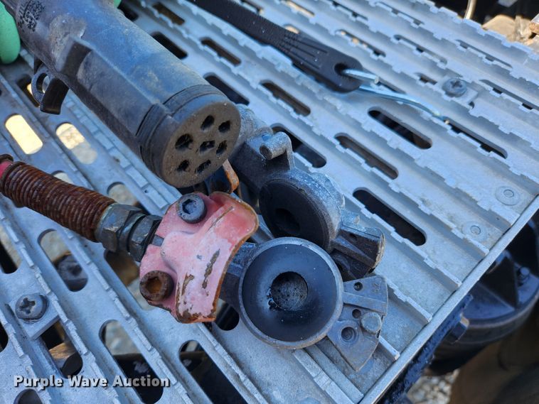 image for item MK9300 1984 Kenworth W900  semi truck