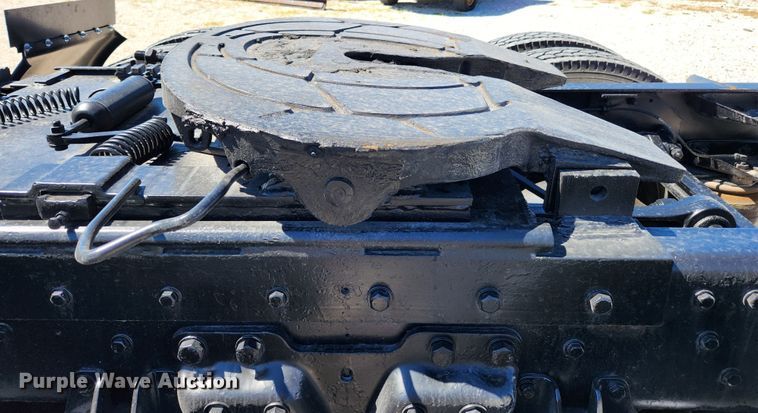 image for item MK9300 1984 Kenworth W900  semi truck