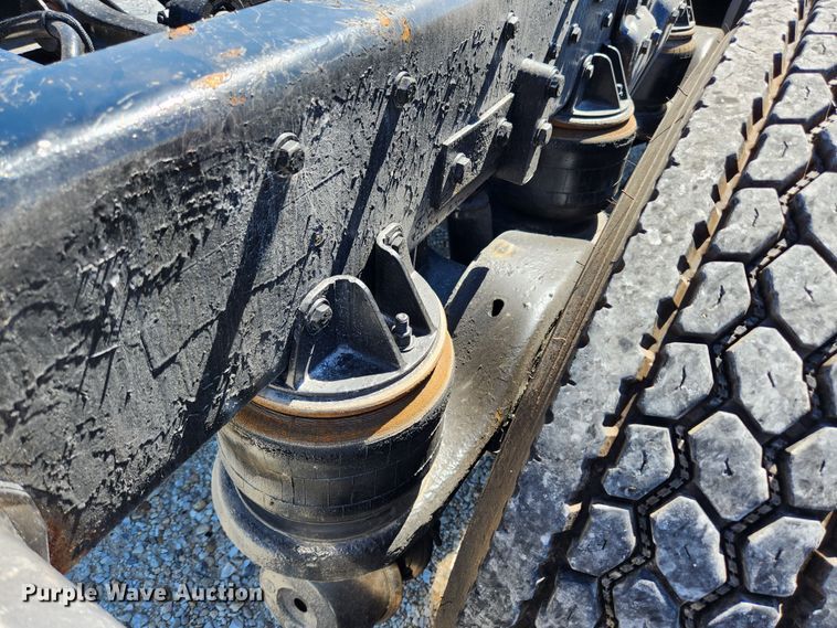 image for item MK9300 1984 Kenworth W900  semi truck