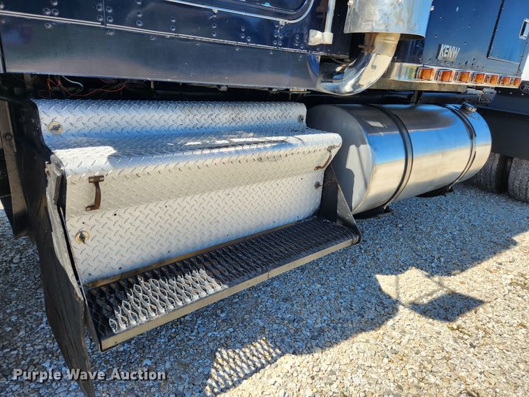 image for item MK9300 1984 Kenworth W900  semi truck